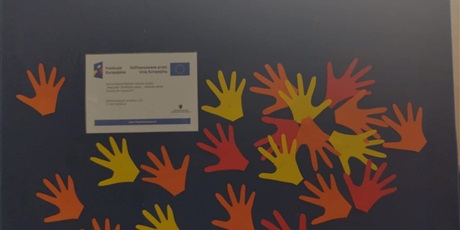 Powiększ grafikę: program-golden-five-uroczystosc-wreczenia-dyplomow-627777.jpg